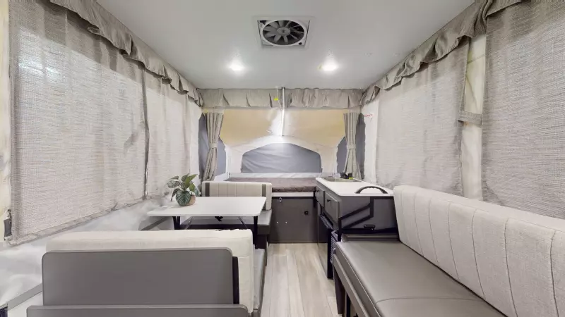 193MT Floorplan Main Room