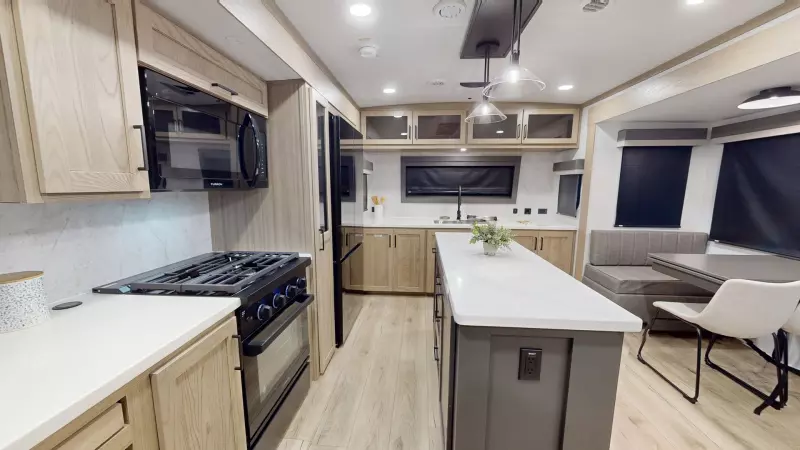 8339FK Floorplan Main Room